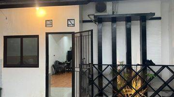 Gambar 4 Rumah 2 Lantai Bagus Semi Furnished SHM di Duta Garden, Tangerang