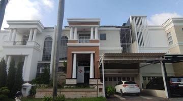 Gambar 2 Rumah 3 Lantai Bagus Semi Furnished Akasia Bgm Pik1 Ukuran 12x25 