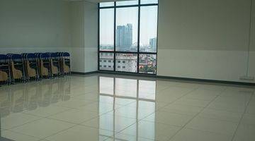 Gambar 3 Disewakan Ruang Kantor Semi Furnished Luasan 82 Meter Persegi 