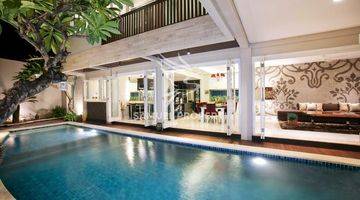 tampak depan villa modern furnished baru jimbaran