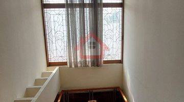 Gambar 1 Dijual Rumah 2 Lantai SHM S Pool Bagus di Pondok Indah