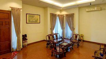 Gambar 2 Rumah 2 Lantai Bagus Semi Furnished di Pejaten, Jakarta Selatan