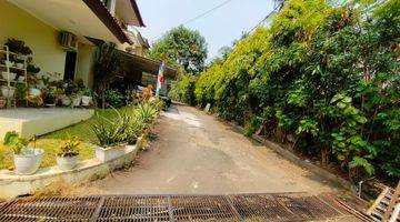 Gambar 4 disewakan rumah dalam cluster lengkap dengan furnishnya ,dalam cluster aman nyaman bebas banjir one gate system posisi rumah di hook carport 2 mobil,selangkah ke sekolah ar rodho al salam deket toll desari lewat brigif  