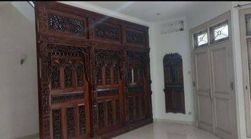 Gambar 2 Rumah 2 Lantai Hoek Lb 400m2 Tebet Jakarta Selatan