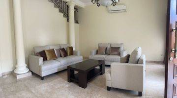 Gambar 1 Luxurious And Comfortable House Near Jakarta Intercultural School In Pondok Indah Jakarta Selatan