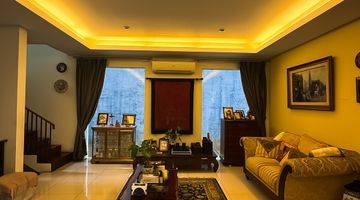 Gambar 1 Dijual Luxury House di Daerah Kemang, Jakarta Selatan 