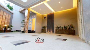 Gambar 5 Rumah Mewah Modern Minimalis di Banjarsari Solo 