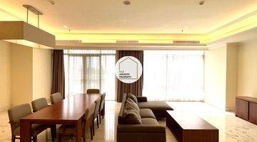 Gambar 2 Apartemen Botanica simprug 3+1br 288sqm Facing Scbd pool View 