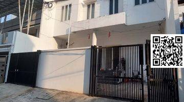 Gambar 1 Rumah Pluit Putra X, Penjaringan, 5x20m², 3 Lt, SHM