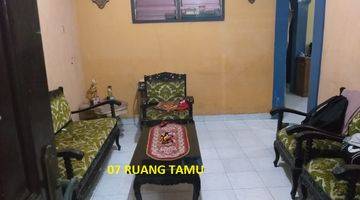 Gambar 2 dijual rumah di komplek perumnas Depok Utara bangunan lama dan terawat 