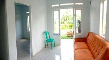 ruang tamu rumah subsidi berkonsep cluster tanpa