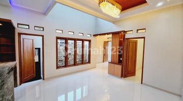 ruang keluarga rumah mewah 2 lt baru