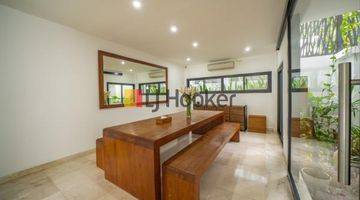 Gambar 4 Beautiful Modern Villa For Sale In Umalas Area