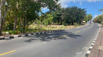 Gambar 3 Tanah di Jalan Utama Raya Uluwatu Sederet Dengan Gwk 