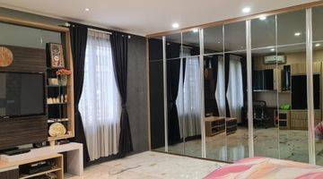 Gambar 2 Dijual Rumah Hoek Mewah Bagus Minimalis Full Furnished 