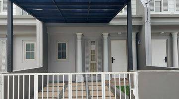 tampak depan rumah 2 lantai murah di