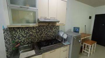 Gambar 4 Disewakan Apartemen Cosmo Mansion 1 Bedroom Lantai Sedang Furnished