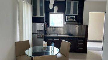 Gambar 2 Disewakan Apartemen Cosmo Residence 2 Bedroom Lantai Sedang Furnished