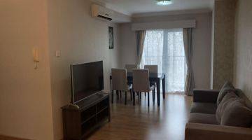 Gambar 2 Disewakan Apartemen Cosmo Mansion 3 Bedroom Lantai Tinggi Furnished