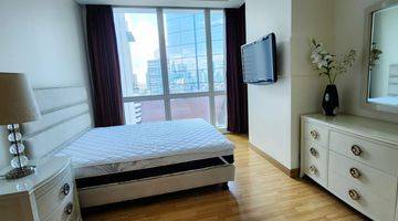 Gambar 2 Sewa Apartemen The Peak Sudirman 3 Bedroom Lantai Rendah Furnished