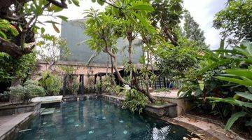 Gambar 2 Rumah Gaya Resort Bali Di Pondok Indah Jakarta Selatan