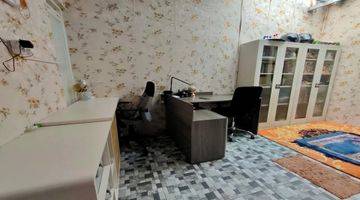 Gambar 4 Rumah Bagus Modern 2 Lantai Furnished, Cluster Mojorejo Batu