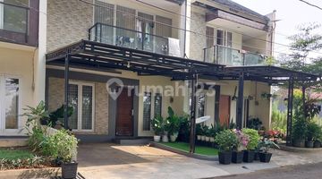 tampak depan rumah cantik siap huni dua