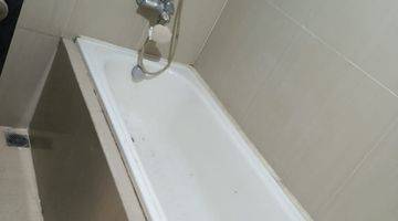kamar mandi apartemen jual cepat skyline gading