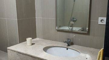 kamar mandi apartemen jual cepat skyline gading