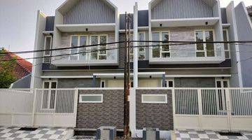 Gambar 1 Rumah Baru Gress Minimalis Manyar Tirtomoyo Tompotika