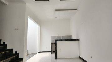 Gambar 2 Cluster Dekat Pintu Toll Kukusan 900 Jt An