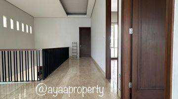 Gambar 2 For Rent House Modern Cozy Senopati Area