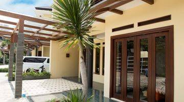 Gambar 3 Rumah Mewah Full Furnish SHM Ada Kolam Renang Ciumbuleuit Bandung