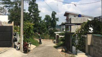 Gambar 4 Tanah 120 M2 Kotak 8 X 15 Shgb View Area Sindanglaya Bandung