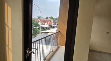 Gambar 5 Dijual Rumah Baru Renovasi 2 Lantai