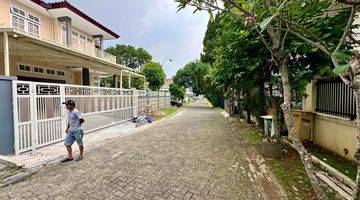 Gambar 3 Rumah Besar Danau Bogor Raya Lakeside