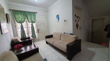 Gambar 1 Best Deal!! Turun  Harga Rumah Cantik 2 Lantai Di Kota Wisata