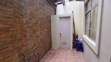 Gambar 3 Townhouse Taman Hijau Lippo Karawaci Lantai Dasar Semi Furnish