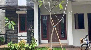 Gambar 1 Disewakan Rumah Rafflesh Hills Cibubur  Semi Furnished Bagus