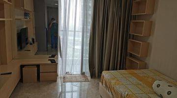 kamar tidur disewakan apartemen gold coast pik