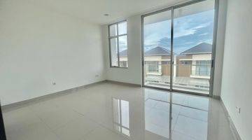 kamar tidur disewakan rumah view danau pik