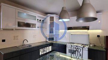 Gambar 4 Dijual, Apartemen Taman Rasuna, 2 Kamar Tidur, 74m², Furnished, Bagus