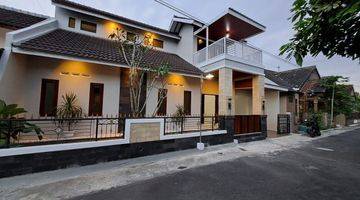 Gambar 1 RUMAH CANTIK ESTETIK 2 LANTAI LIKE VILLA DALAM PERUMAHAN ONE GATE DI TIRTOMARTANI KALASAN SLEMAN DEKAT GEDUNG LPMP