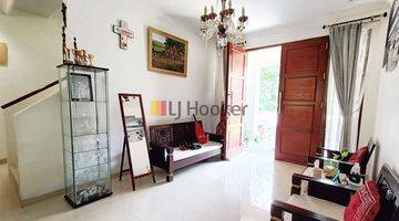 Gambar 2 Rumah Mewah  2 Lantai Furnished Siap Huni Di Villa Panbil