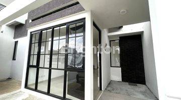 Gambar 2 RUMAH BARU BELUM PERNAH DIPAKAI MODERN MINIMALIS | BSB SEMARANG