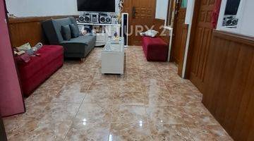 Gambar 1 Dijual Cepat Rumah 2 1/2 Lantai Di Kav. DKI Pondok Kelapa