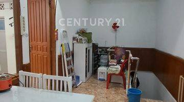 Gambar 4 Dijual Cepat Rumah 2 1/2 Lantai Di Kav. DKI Pondok Kelapa