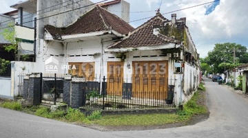 tampak depan rumah siap huni lokasi tengah