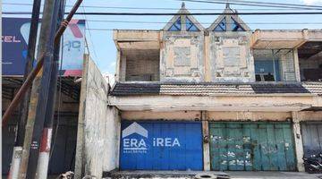 tampak depan ruko strategis lokasi solo timur,