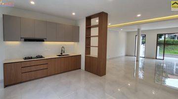 Gambar 5 Rumah Baru Modern Tropis di Boulevard Cluster Legenda Wisata